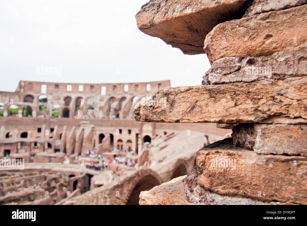 Interno del Colosseo, Roma Foto Stock