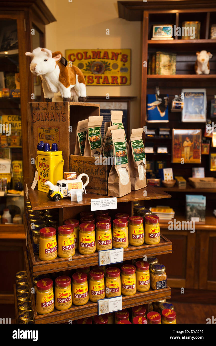 Regno Unito, Inghilterra, Norfolk, Norwich, Royal Arcade, Colman del negozio di senape e display del museo Foto Stock