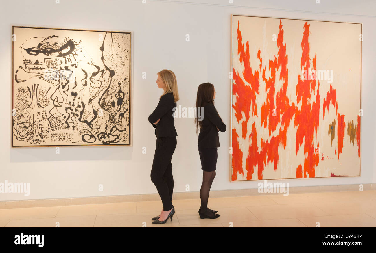 Christie's preview di Post-War e arte contemporanea pittura prima dell'asta. Foto Stock