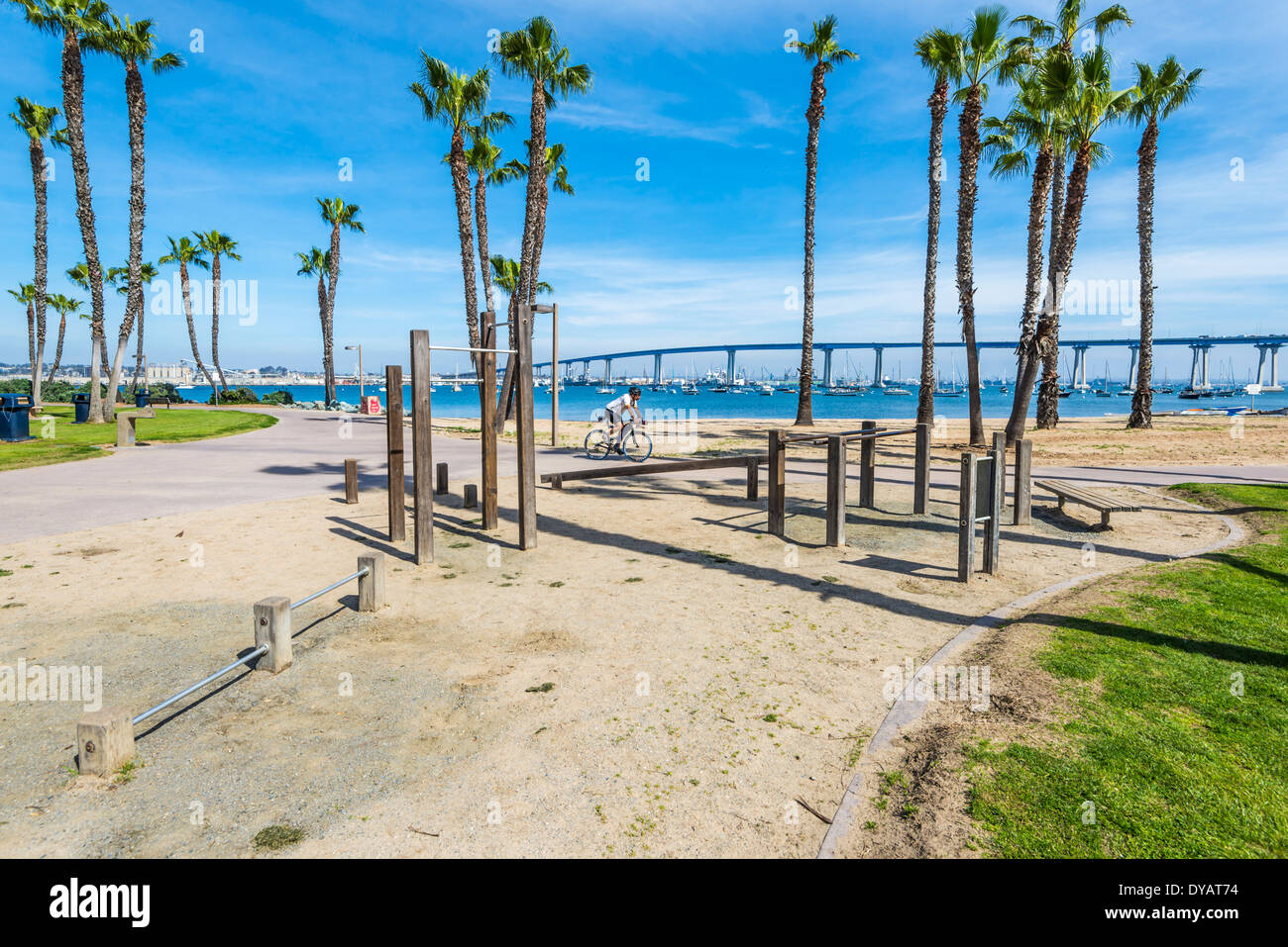 Coronado Tidelands Park. Postazione ginnica presso il parco. Coronado, California, Stati Uniti. Foto Stock