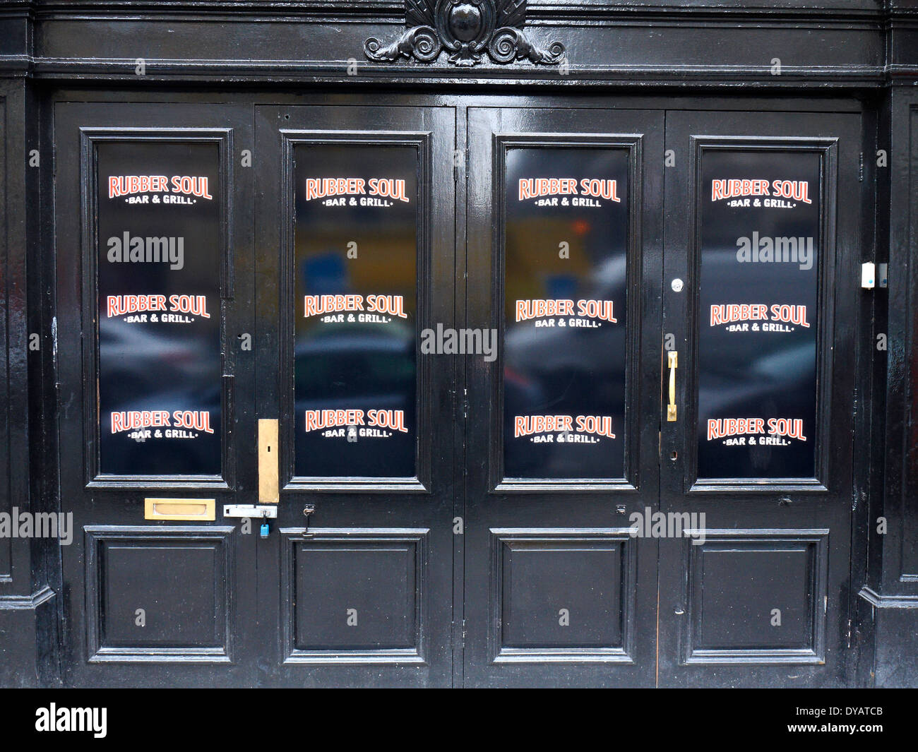 Ingresso di anima in gomma bar & grill sul Victoria Street in Liverpool Regno Unito Foto Stock