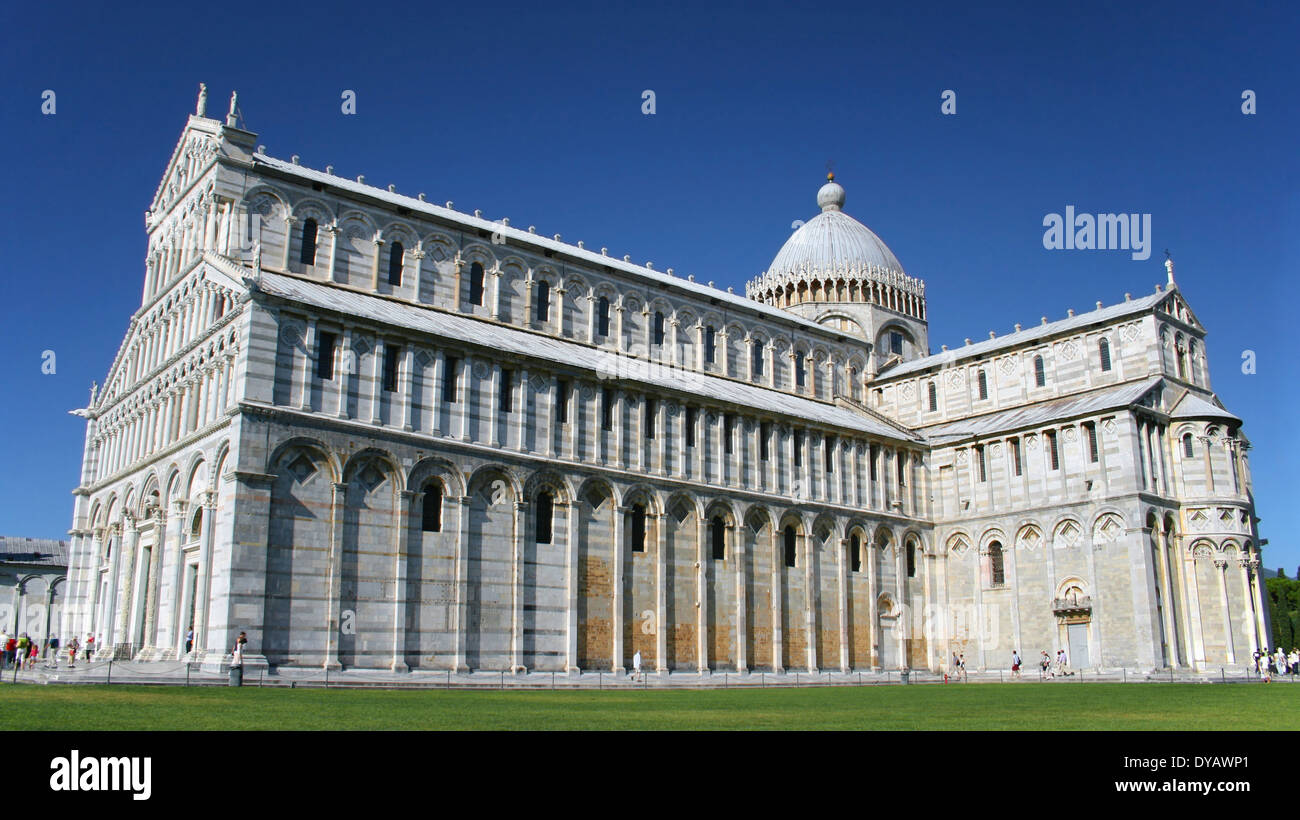 Cattedrale di Pisa nel centro della Piazza dei Miracoli, Italia. Foto Stock