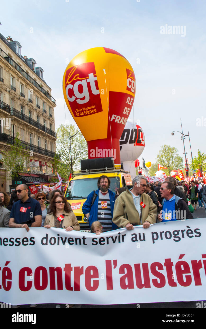 Parigi, Francia, CGT, sinistra politica francese dimostrazione contro l'austerità economica da parte del governo, del Front de Gauche, dei sindacati Foto Stock