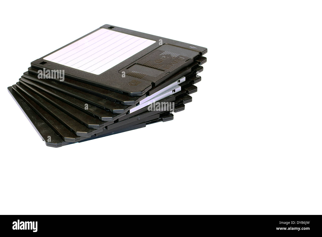 I dischi floppy in una fila con copia spazio sulla destra Foto Stock