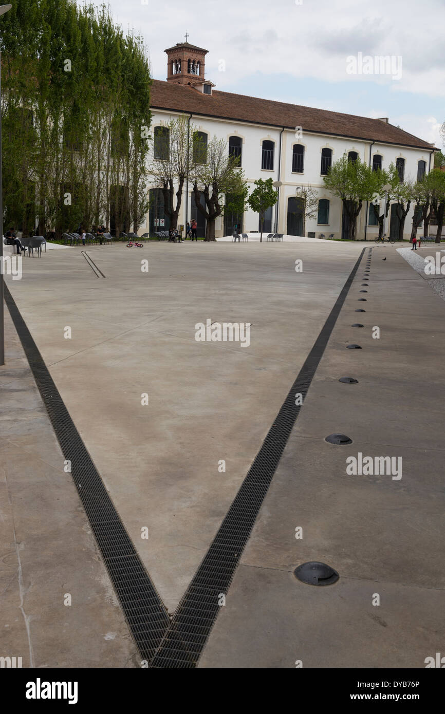 Intorno al MAXXI, il museo di arte del XXI secolo Foto Stock