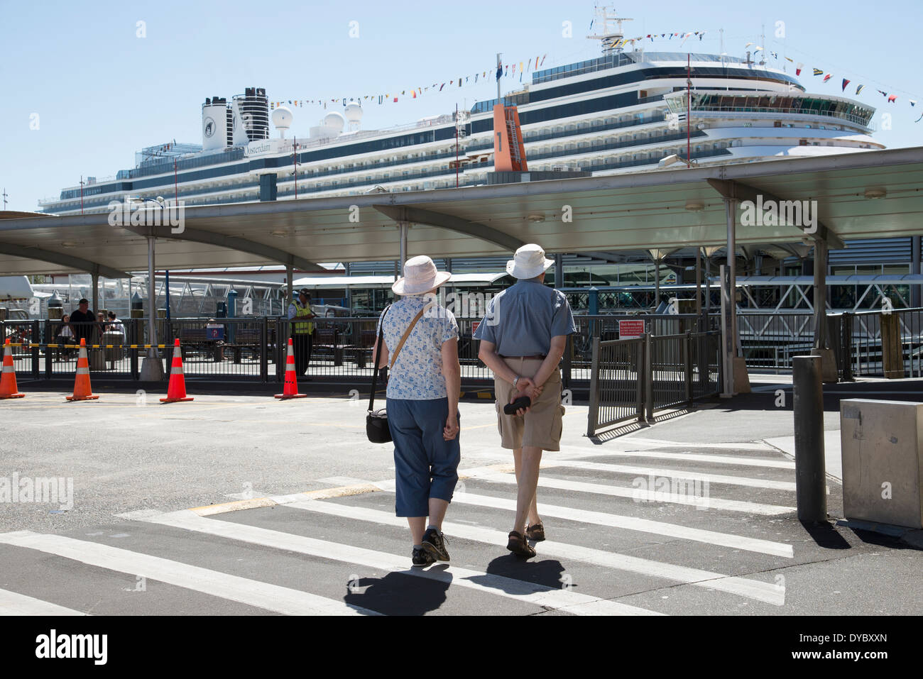 La nave di crociera Oosterdam accanto nel porto di Auckland Nuova Zelanda Foto Stock