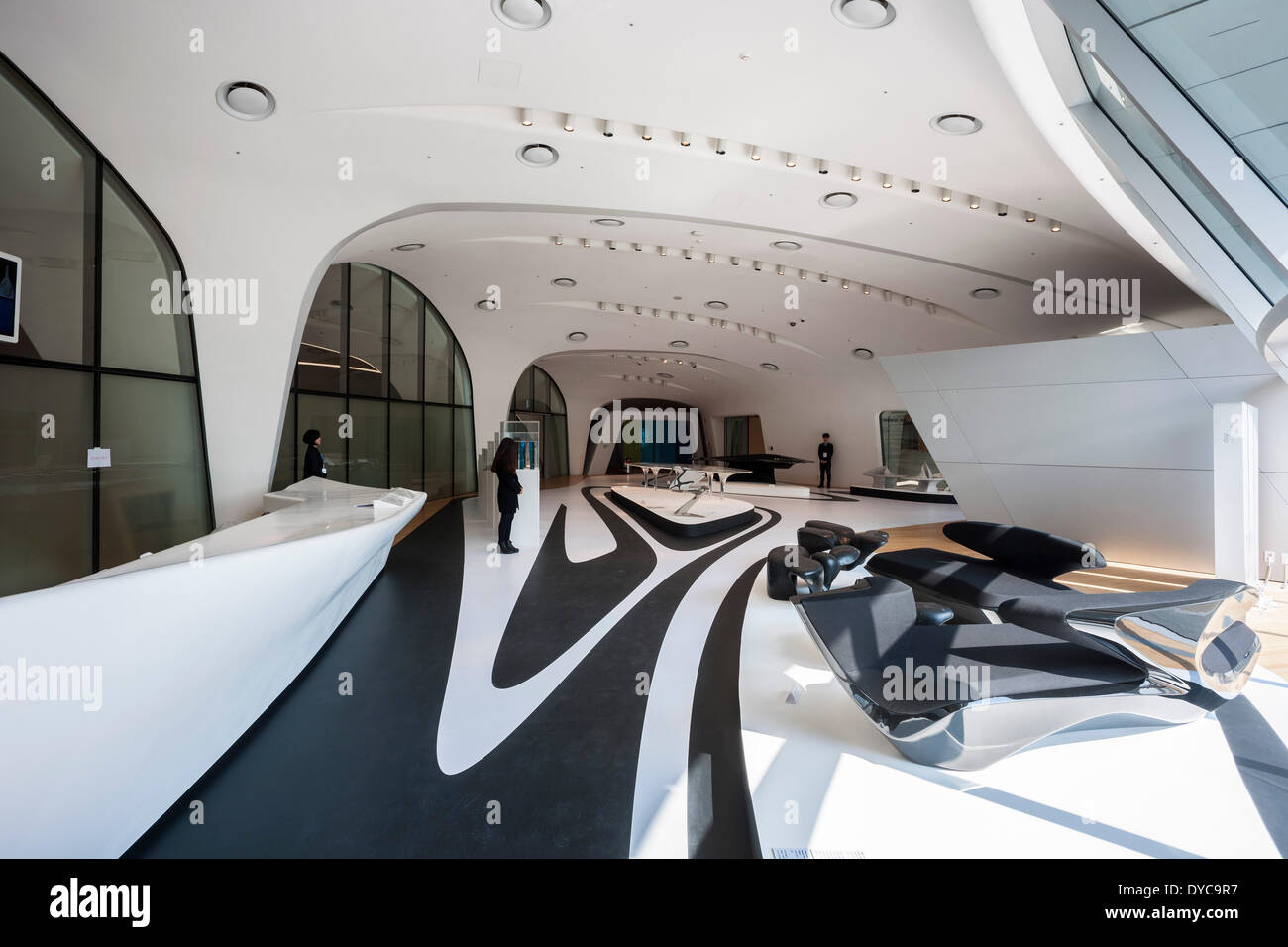 Progettazione di Dongdaemun Plaza (DDP), Seul, Corea del Sud. Architetto: Zaha Hadid Architects, 2014. Vista interna del Design Museum, Zaha Foto Stock