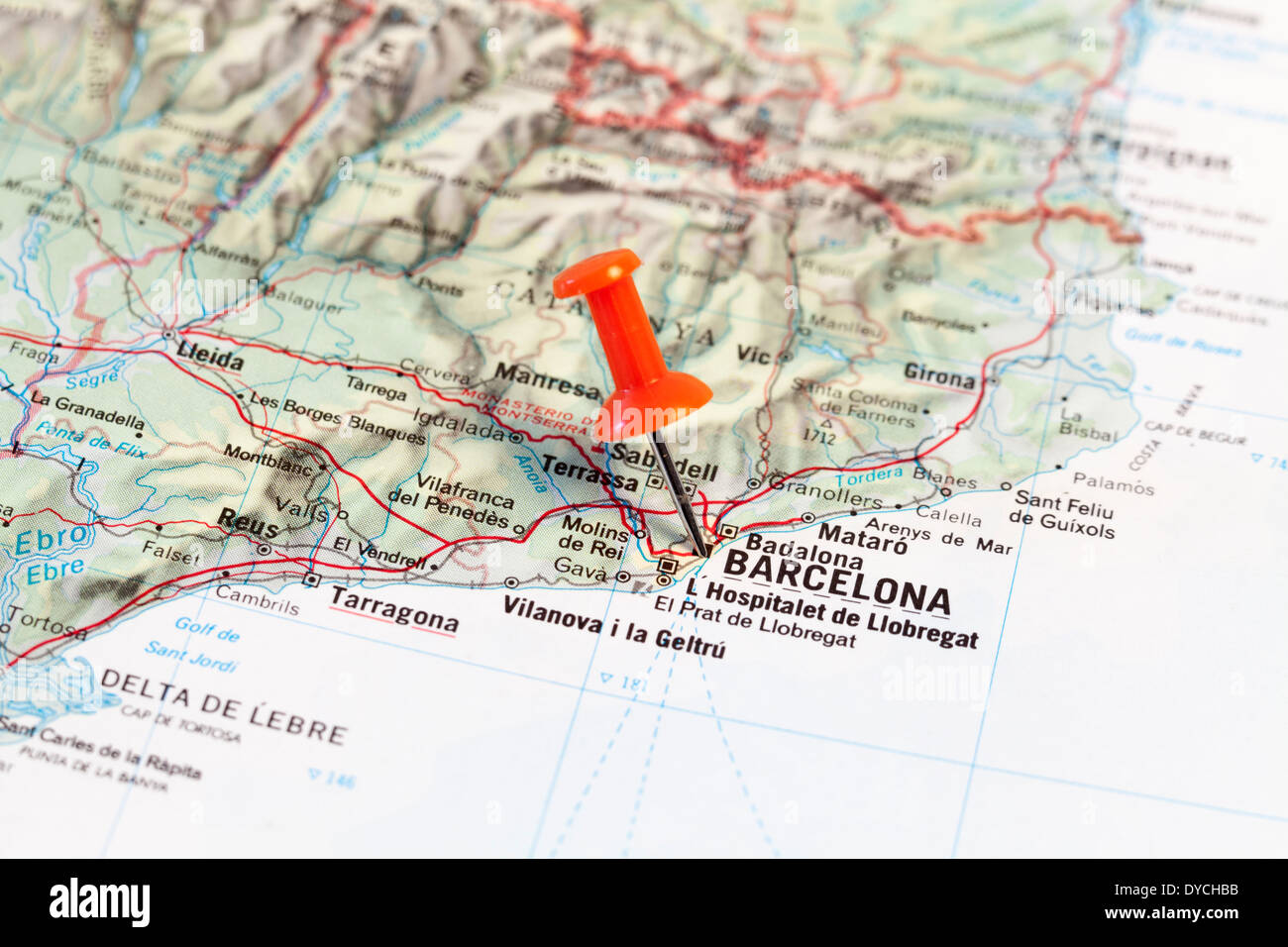 Mappa rosso pin puntando sulla mappa della città di Barcellona. Foto Stock