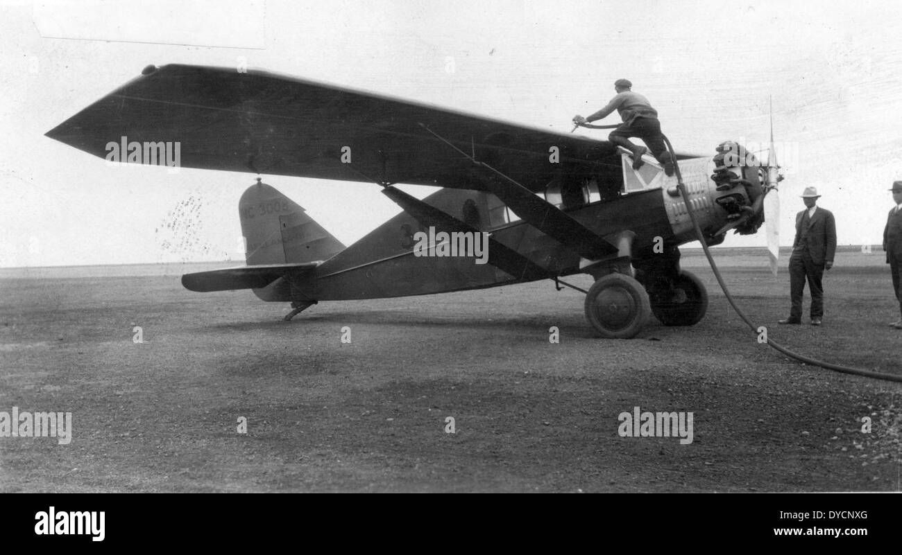 AL218-100 Bellanca CH-300 cn 132 NC3008 Oakland-Cleveland gara a Oakland 25Aug29 Foto Stock