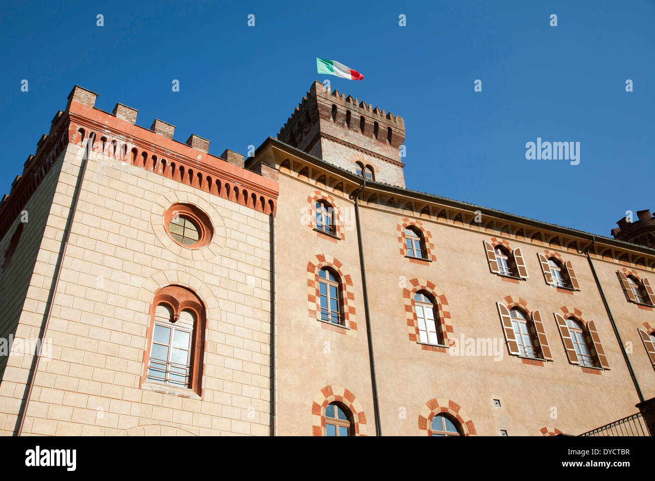 Castello di Barolo village, cuneo, Langhe, PIEMONTE, ITALIA, EUROPA Foto Stock