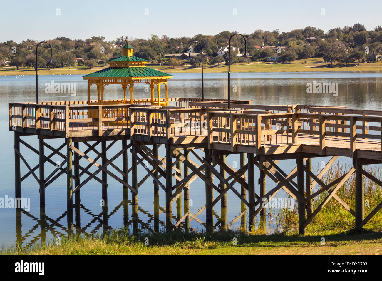 Lago Wales Florida, lago Wailes, parco, molo, gazebo, acqua, FL140214597 Foto Stock