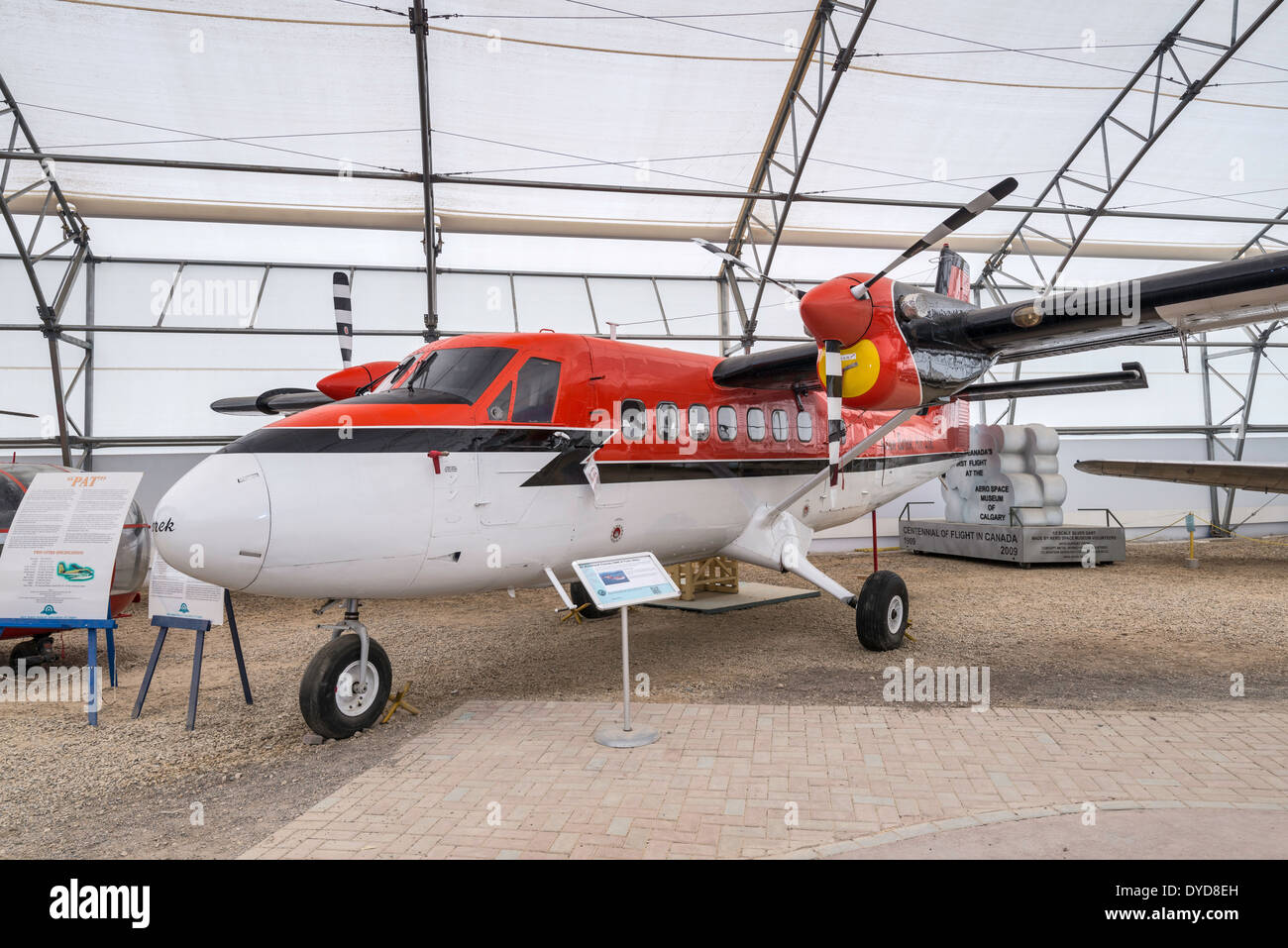 De Havilland Canada DHC-6 Twin Otter utility aeromobili, Tenda Hangar Aero Space Museum, Calgary, Alberta, Canada Foto Stock