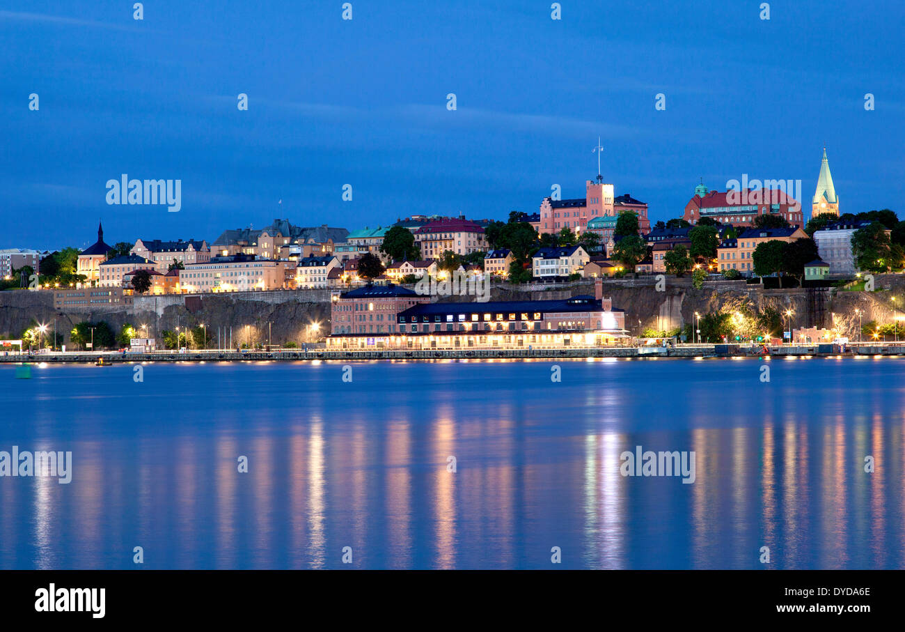 Vista verso il quartiere di Stoccolma di Södermalm, Stoccolma Stockholms län o contea di Stoccolma, Svezia Foto Stock