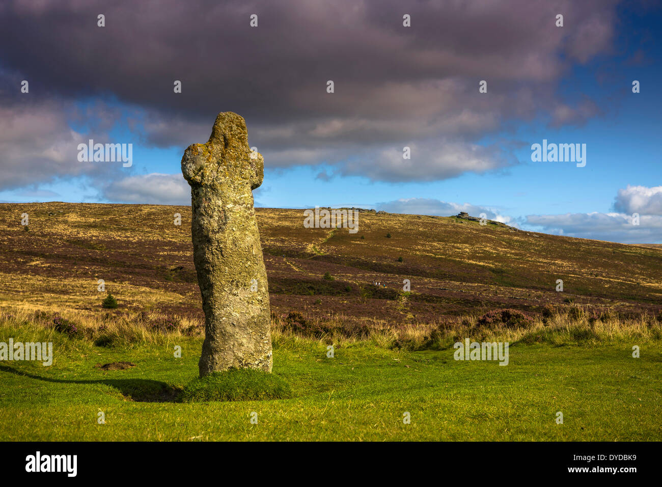 Il Bennett's Cross dal lato del Moretonhampstead a due ponti stradali e vicino alla Warren House Inn. Foto Stock