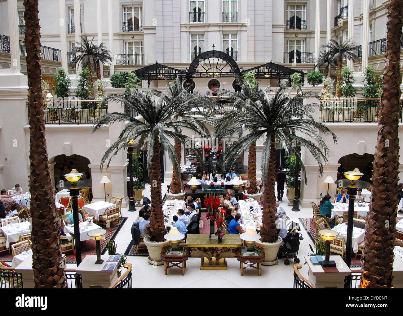 Ristorante Giardino d'inverno al Landmark Hotel in Marylebone. Foto Stock