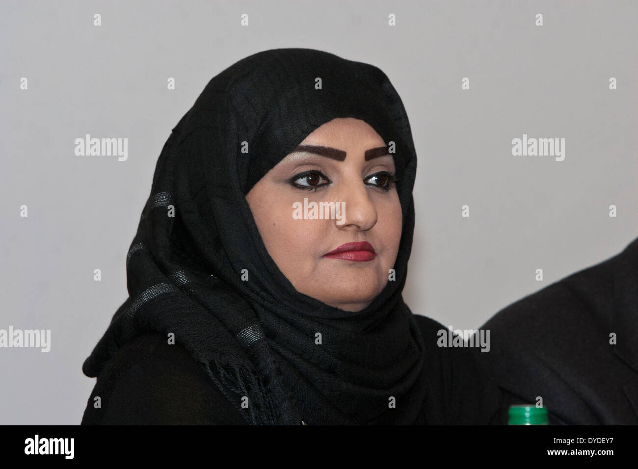 Dr Aisha Al-Azemi, Supremo Consiglio di istruzione parlando a due giorni di istruzione del Golfo conferenza a Londra 31.03.2014 Foto Stock