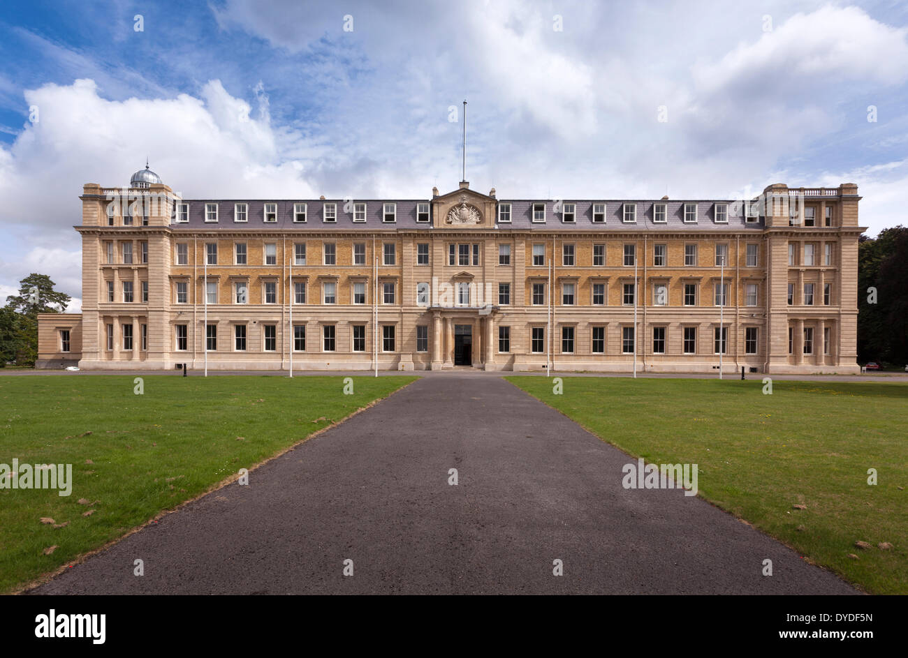 La facciata esterna dell'ex esercito Staff College presso la Reale Accademia militare di Sandhurst. Foto Stock