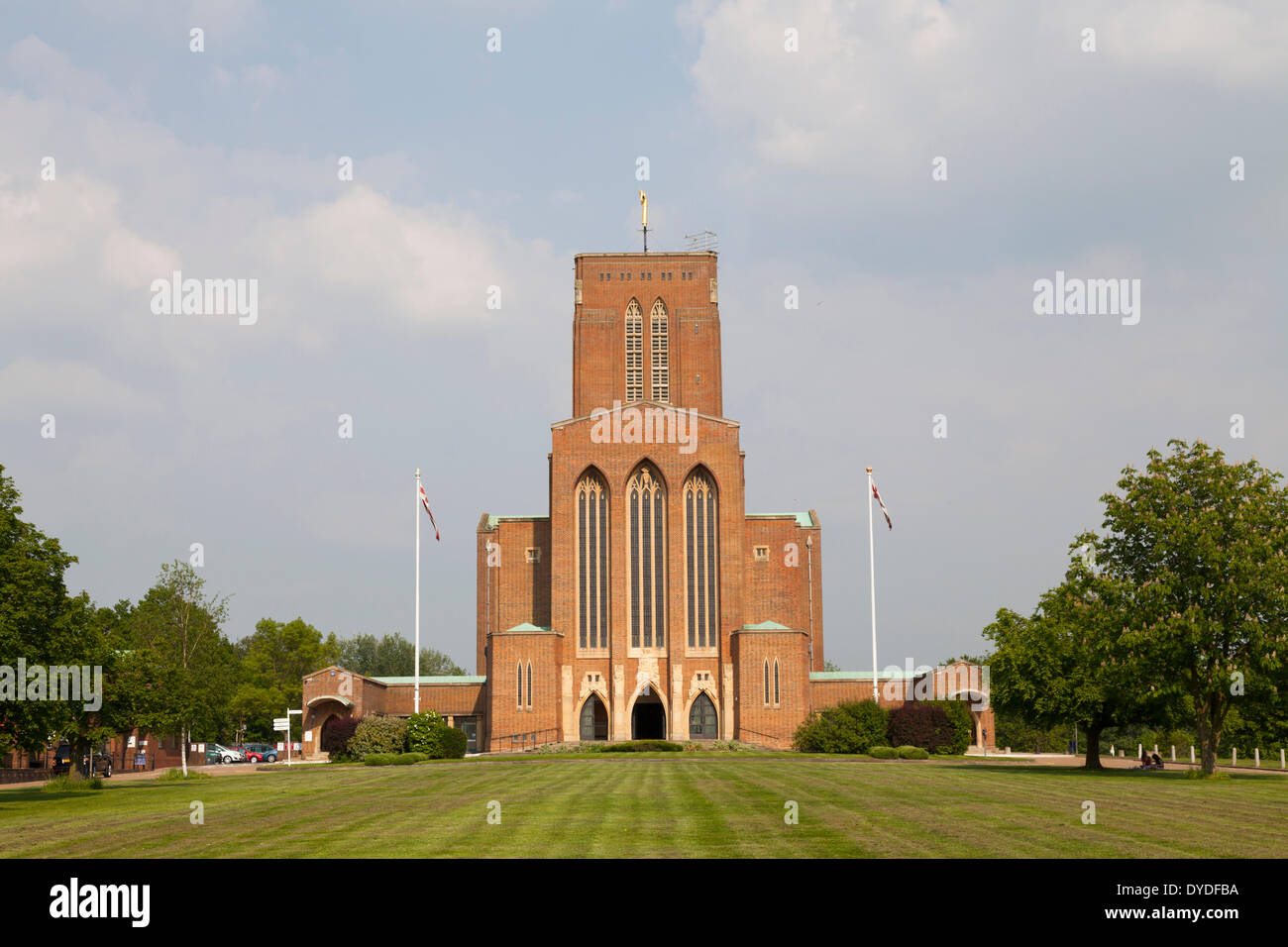 Vista esterna della Cattedrale di Guildford. Foto Stock