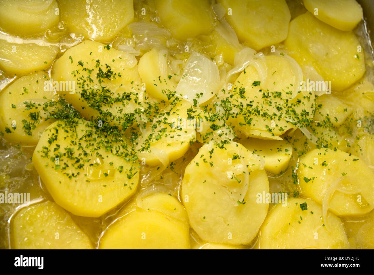 Close-up della nuova vaschetta di patate bollito Foto Stock