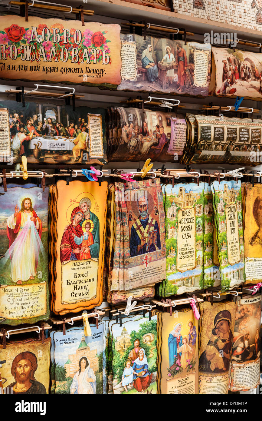 Souvenir religiosi, Nazaret, Bassa Galilea regione, Israele. Foto Stock