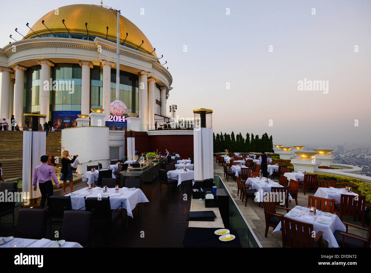 Thailandia, Bangkok, bar Sirocco (Sky Bar) da Lebua hotel Foto Stock