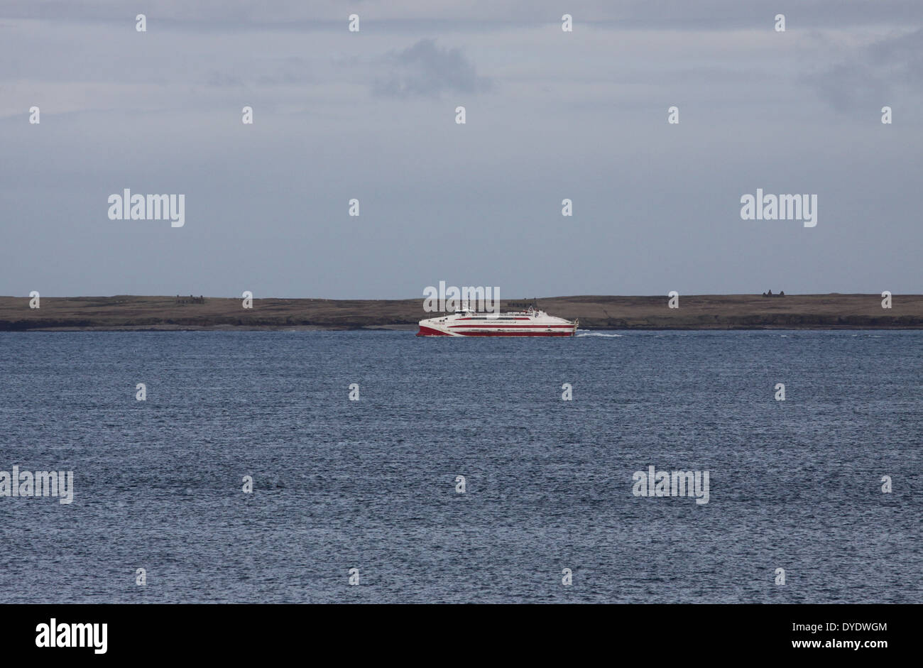 Traghetto Pentland arrivando Gills Bay dalle Isole Orcadi Scozia Marzo 2014 Foto Stock