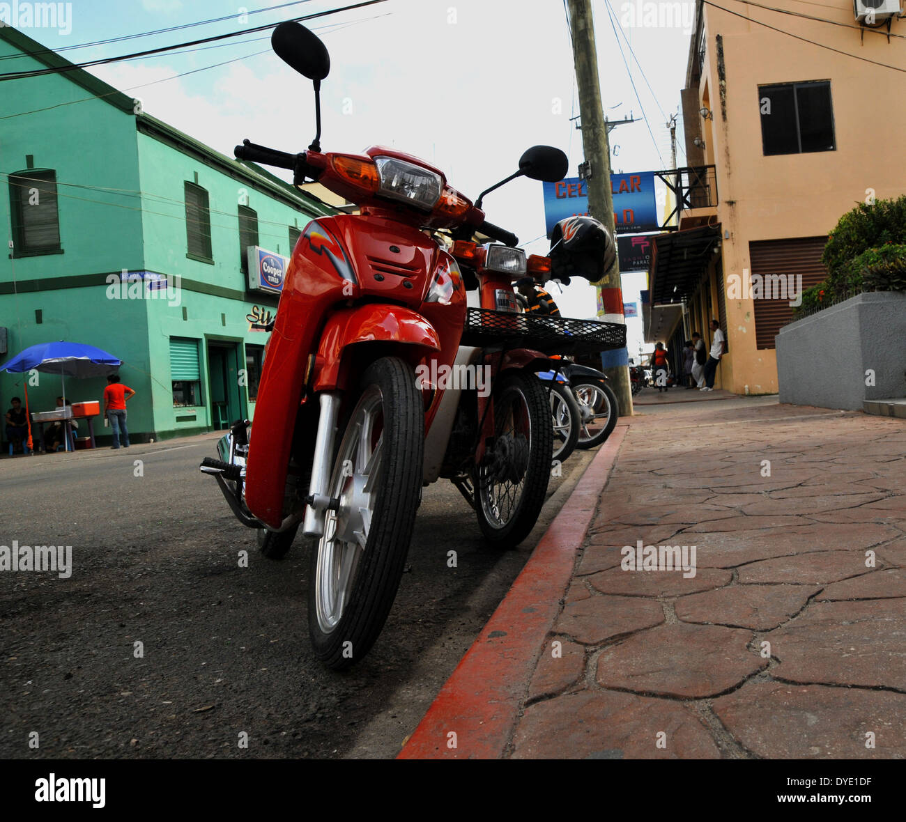 Bike, Rosso, Street Life Foto Stock