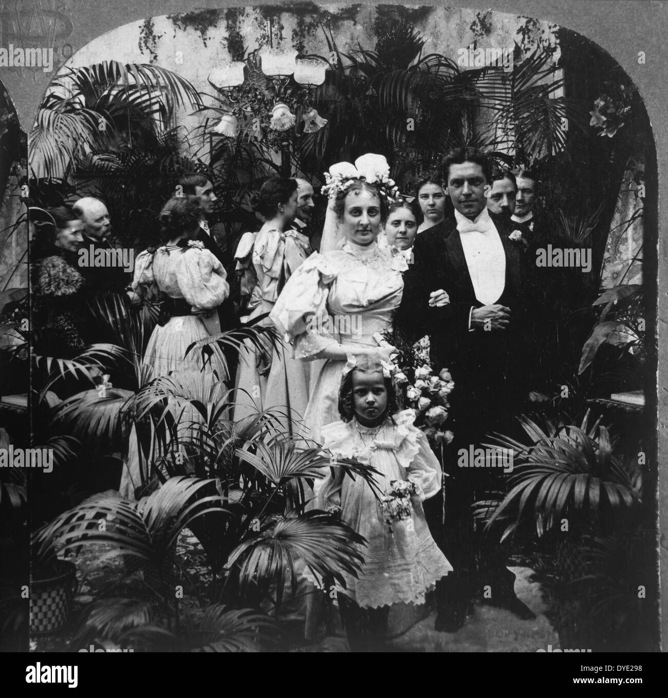 Coppie in viaggio di nozze con accompagnatori, circa 1898 Foto Stock