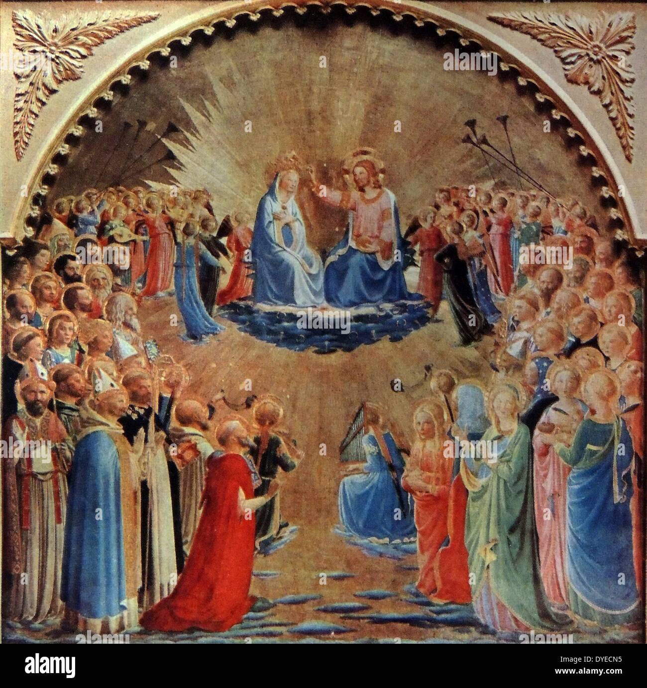 L'originale "Incoronazione della Vergine" dal Rinascimento italiano pittore Beato Angelico (1395 - 1455). Situato nella Galleria degli Uffizi di Firenze. Datata 1432 Foto Stock