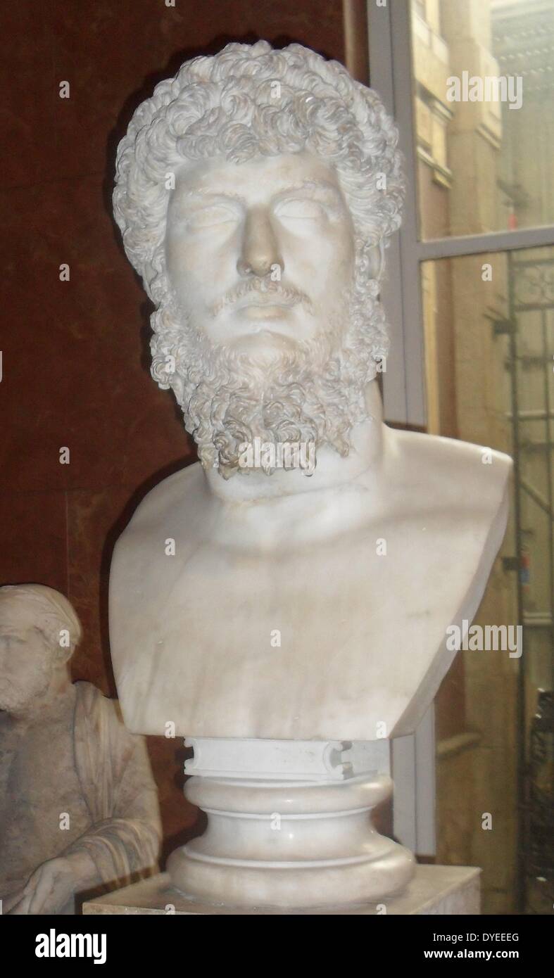 Busto in marmo dell'imperatore Lucius Verus 167 A.D. Foto Stock