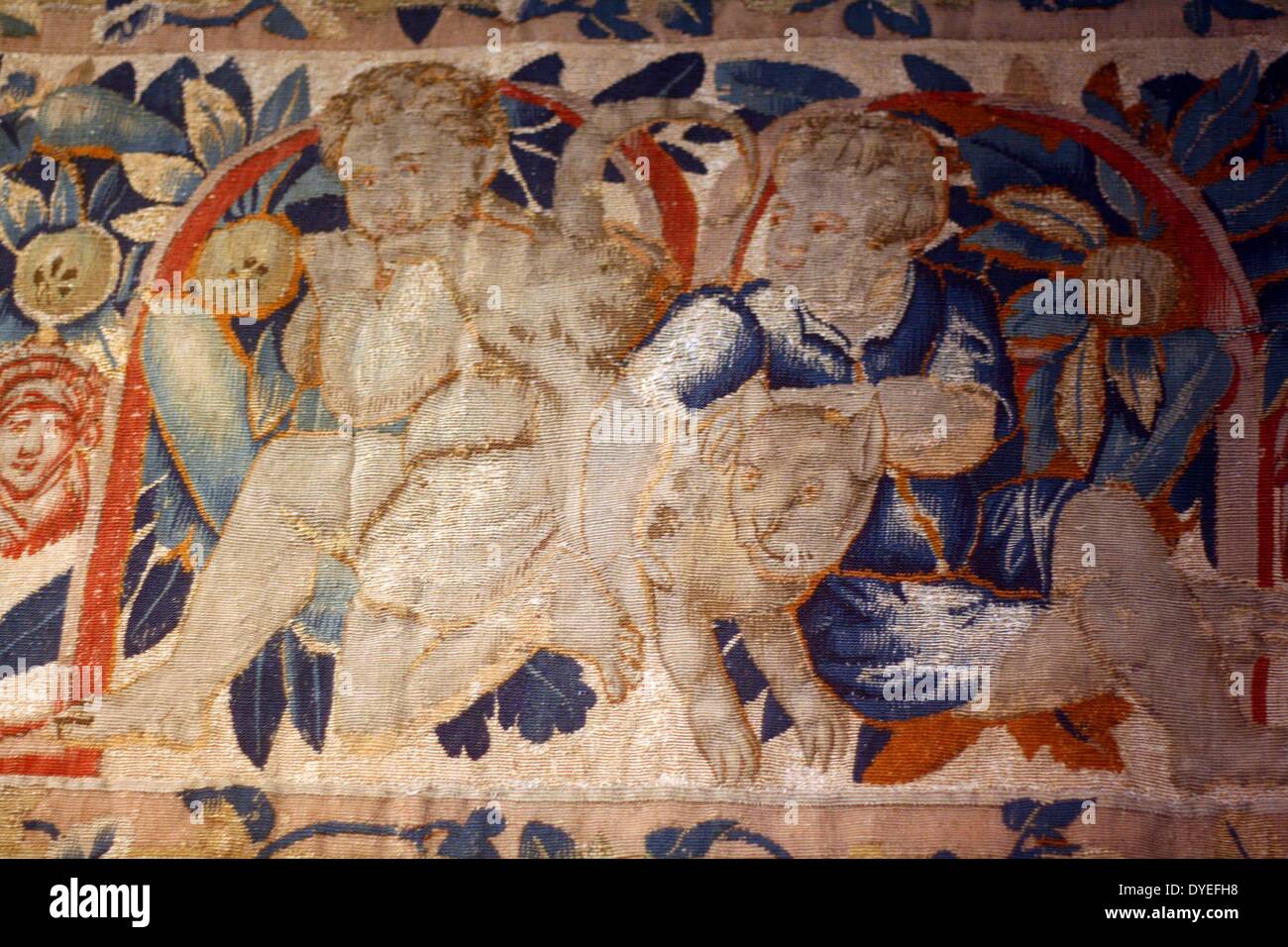 Cuscino ricamato del xvii secolo D.C. Foto Stock
