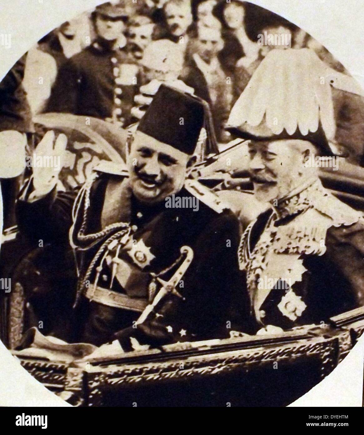 Fuad I 1868 - 28 aprile 1936. Sultan e più tardi il re d'Egitto. Il nono dominatore di Egitto e Sudan da Muhammad Ali dinastia, divenne Sultano d Egitto e Sudan nel 1917. visto qui a Londra con il re George V. Circa 1930 Foto Stock