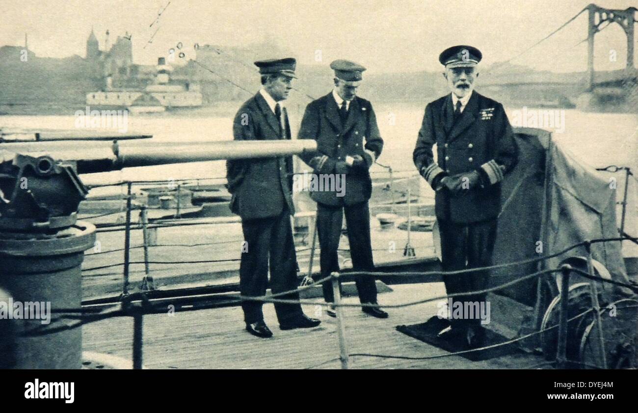 Admiral Fremantle, Vice Capo del Personale navale, visitando la flottiglia britannica a Colonia. Foto Stock