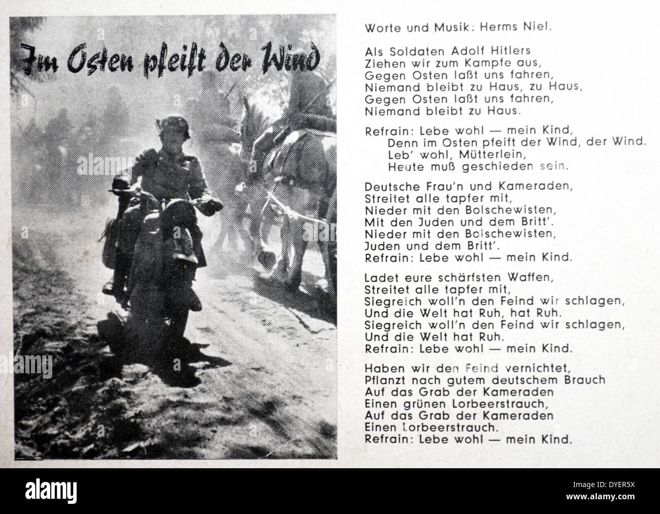 La Seconda Guerra Mondiale: Esercito Tedesco cartolina con le parole di una canzone patriottica "im Osten pfeift der Vento" "in Oriente il vento sibila' 1942. Le parole sono anti-bolscevico e anti-semita. Foto Stock