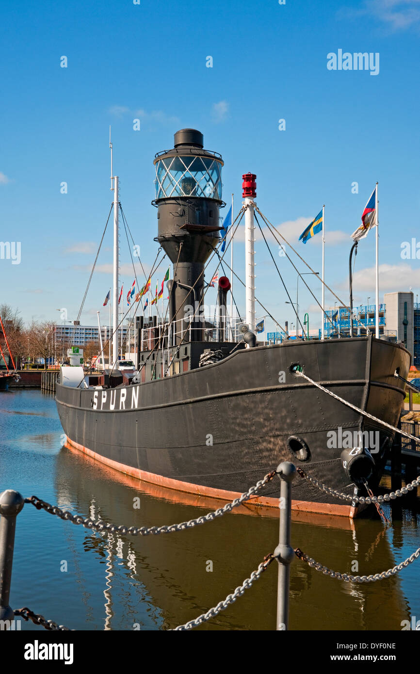 Spurn Lightship ora un museo di attrazioni turistiche ormeggiato al Marina Kingston upon Hull East Yorkshire Inghilterra Regno Unito GB Gran Bretagna Foto Stock