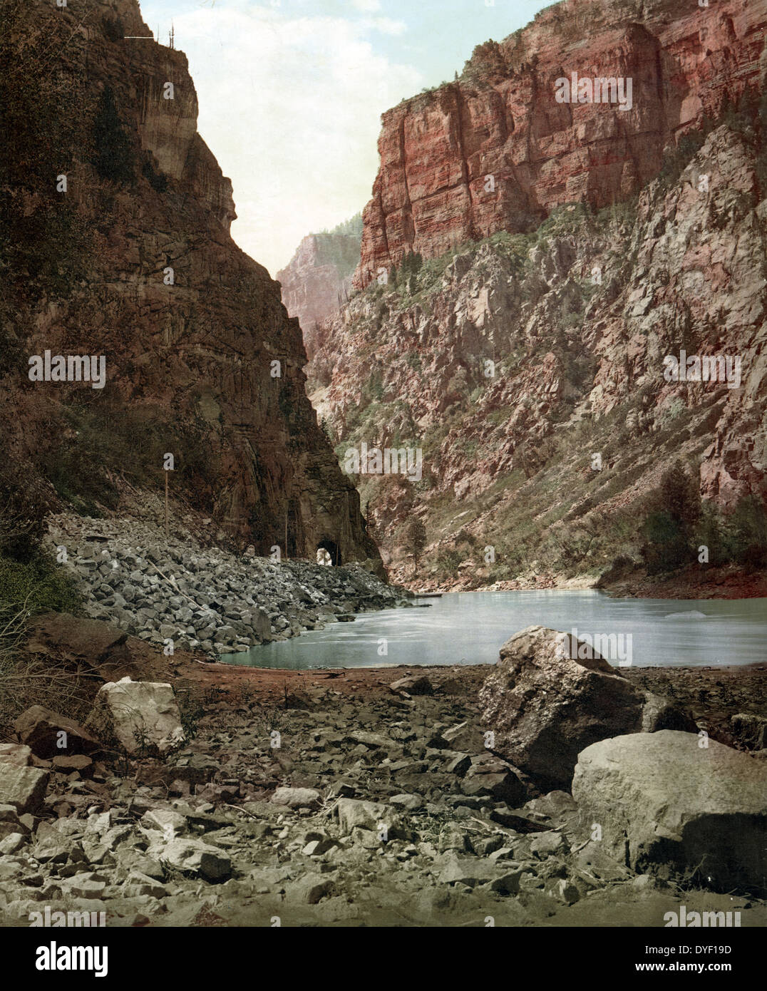 Rainbow al Grand Canyon di Arnold Genthe, 1869-1942, fotografo tra 1906 e 1912. Foto Stock