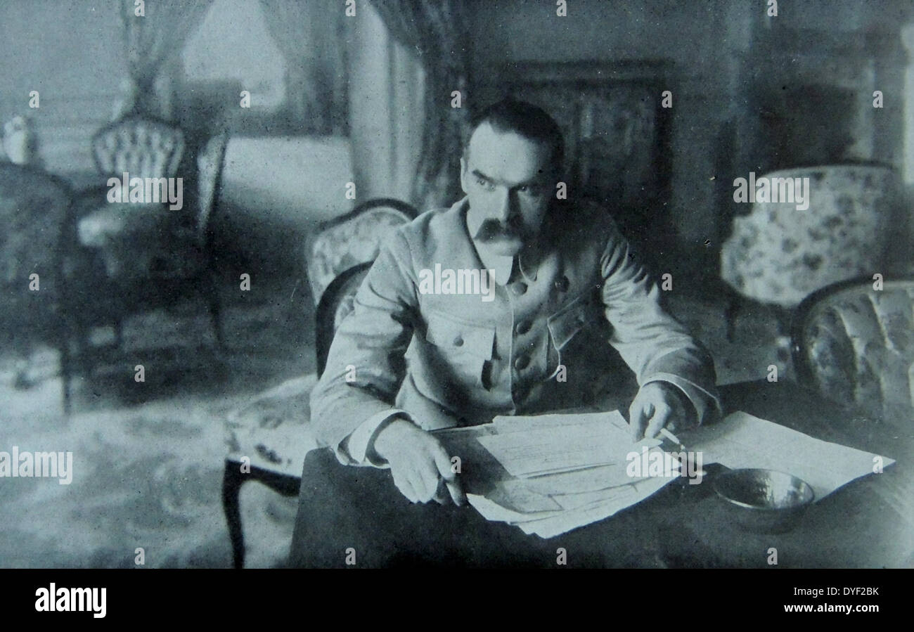 Józef Klemens Pilsudski (5 dicembre 1867 - 12 Maggio 1935), statista polacco; Capo di stato (1918-22), "primo maresciallo' (dal 1920) e leader (1926-35) della Seconda repubblica polacca. Da metà prima guerra mondiale ha avuto una grande influenza in Polonia la politica, e fu una figura importante sulla scena politica europea Foto Stock