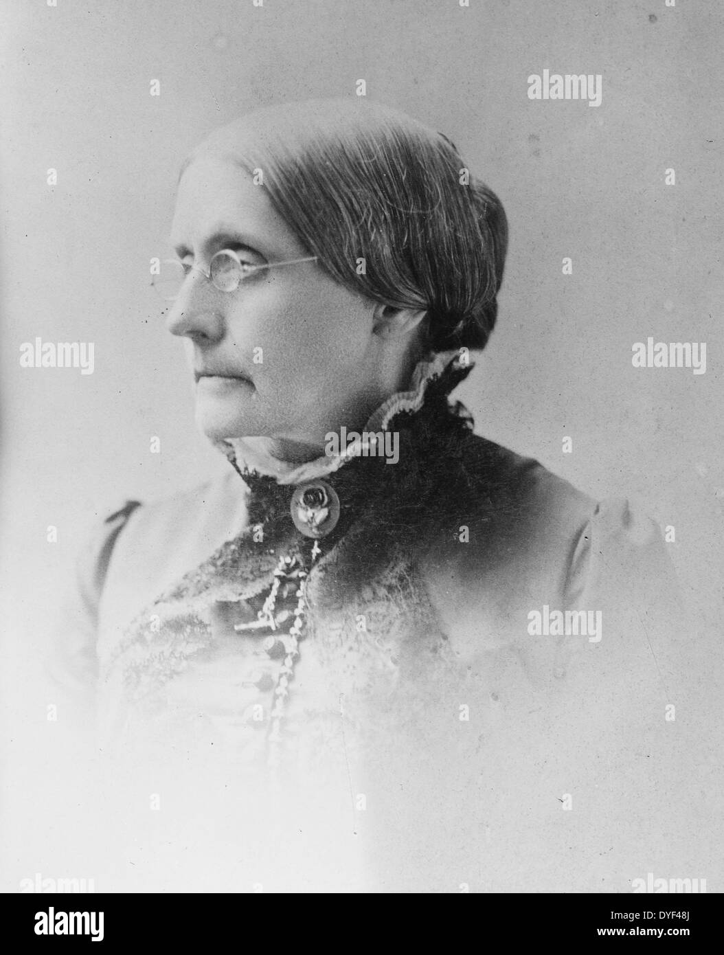 Susan B. Anthony 1865. Un prominente American leader dei diritti civili che hanno svolto un ruolo cruciale nel XIX secolo i diritti delle donne movimento per introdurre il suffragio femminile negli Stati Uniti. Foto Stock