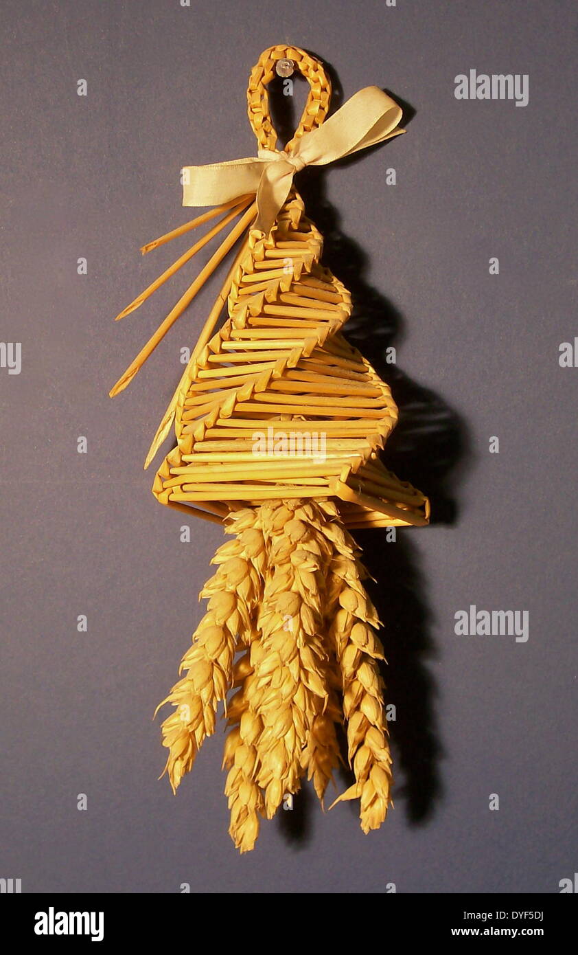 Cambridgeshire Handbell, un inglese corn dolly.y. Foto Stock
