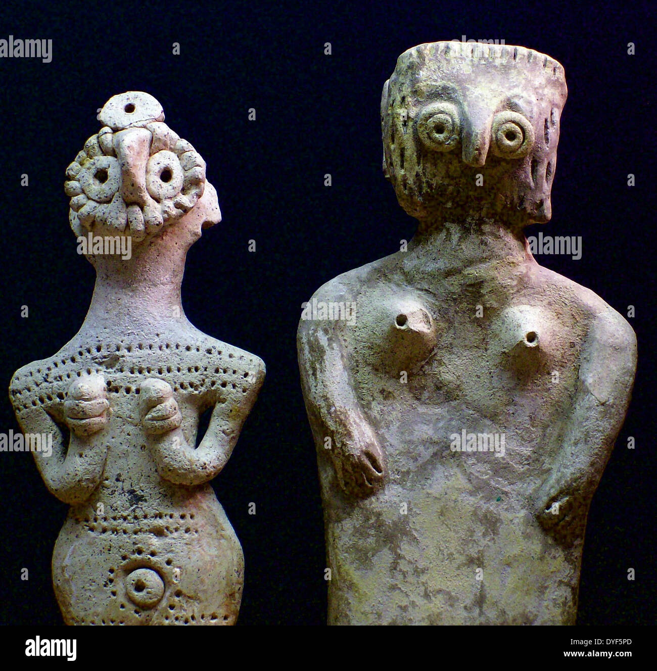 Arte antica: femmina statuine di terracotta, Siria settentrionale 2000 BC. Foto Stock