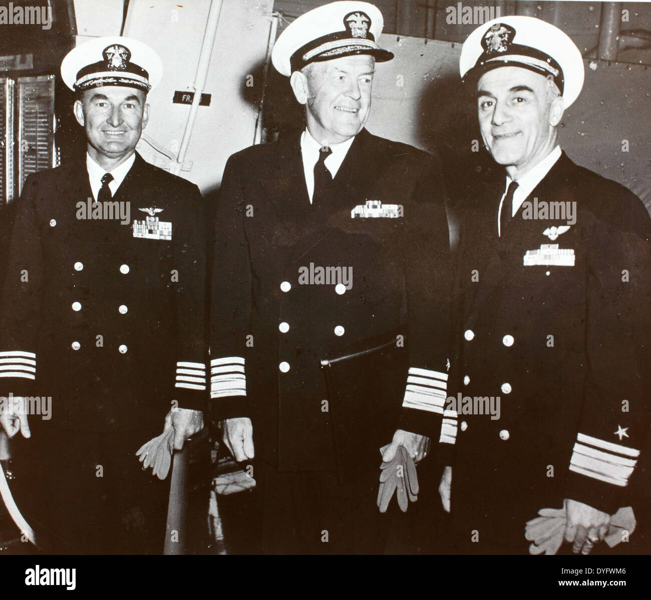 La prima flotta che arriva a Costantino è un evento storico iconico, catturato in una collezione speciale che mostra l'arrivo della flotta in questa città significativa. Le immagini evidenziano le operazioni navali e l'importanza strategica di Costantino durante il periodo. Foto Stock