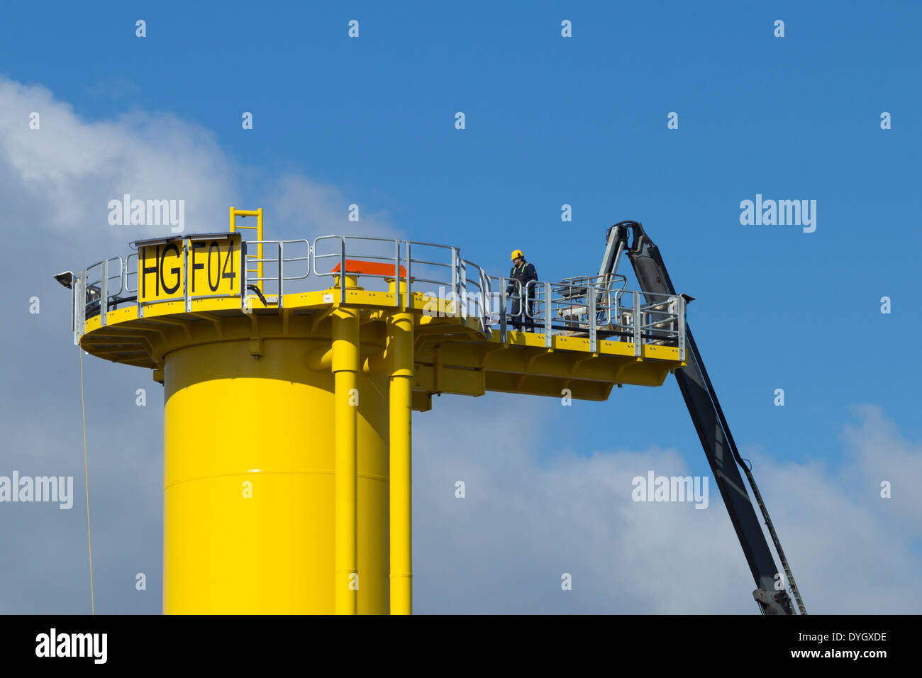 Turbina eolica costruzione al tag cantiere Offshore a Haverton Hill vicino a Middlesbrough, England, Regno Unito Foto Stock