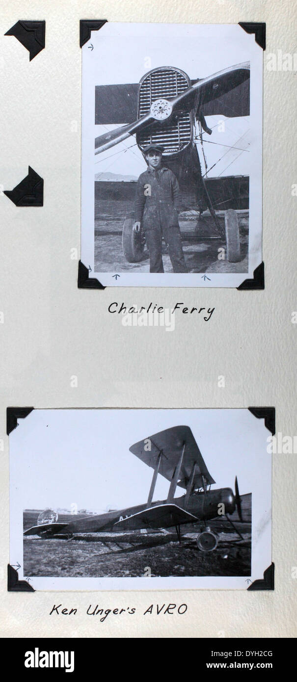 Questa fotografia cattura i primi pionieri della posta aerea che hanno contribuito alla creazione delle prime rotte affidabili della storia dell'aviazione. Foto Stock