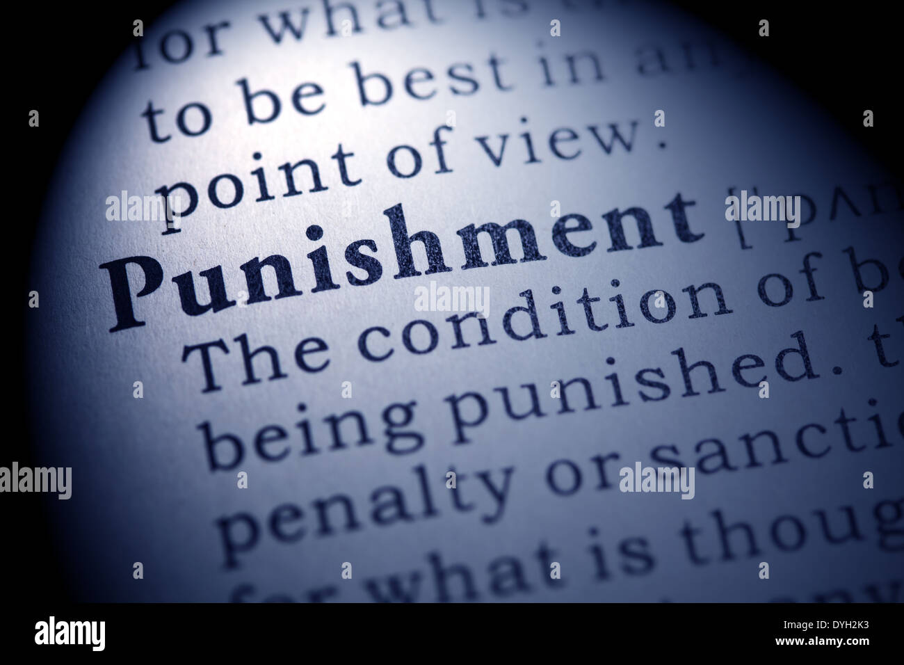 Fake Dizionario, definizione del dizionario della parola punizione. Foto Stock