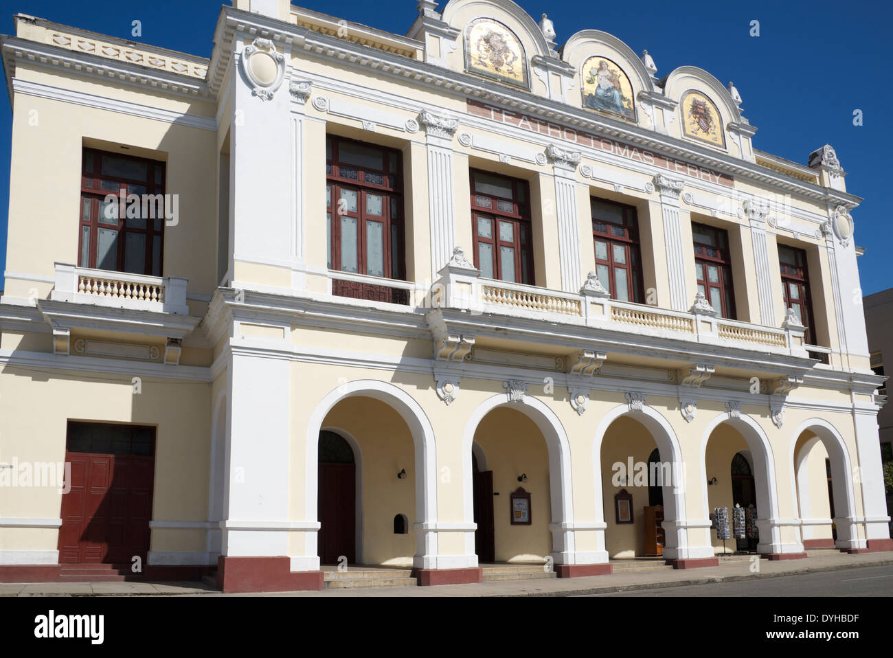 Teatro Tomas Terry Parque Marti Cienfuegos Cuba Foto Stock