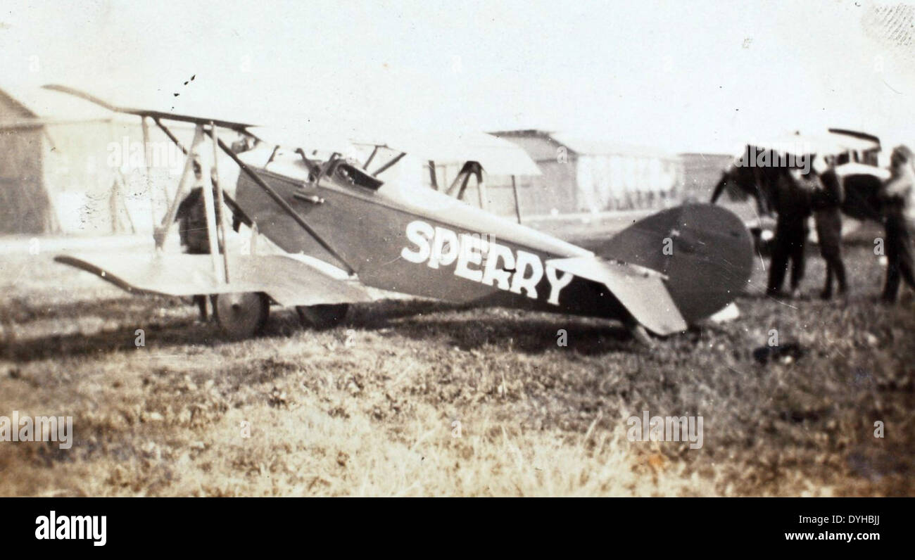 Il Verville-Sperry M-1 Messenger, equipaggiato con un motore Lawrance L-3, era un velivolo sperimentale progettato per l'osservazione e la comunicazione militare. Faceva parte del primo sviluppo dell'aviazione, presentato a San Diego insieme allo Spirit of St. Louis. Foto Stock