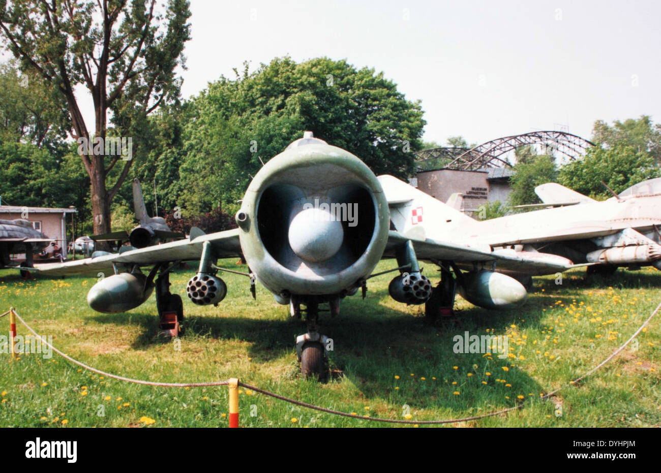 Il Mikoyan-Gurevich MIG-17 era un caccia a reazione di costruzione sovietica entrato in servizio negli anni '1950 È stato ampiamente utilizzato in conflitti come la guerra del Vietnam e la guerra dei sei giorni, nota per le sue prestazioni agili e l'efficacia come intercettore. Foto Stock