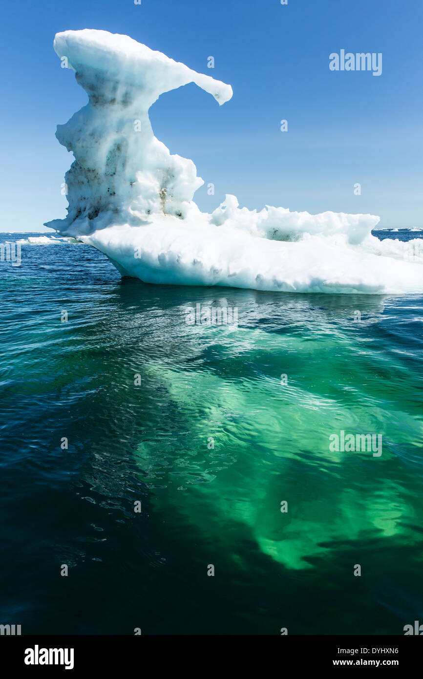 Canada, Manitoba, la fusione del ghiaccio del mare sulla Baia di Hudson presso Capo Tatnum Foto Stock