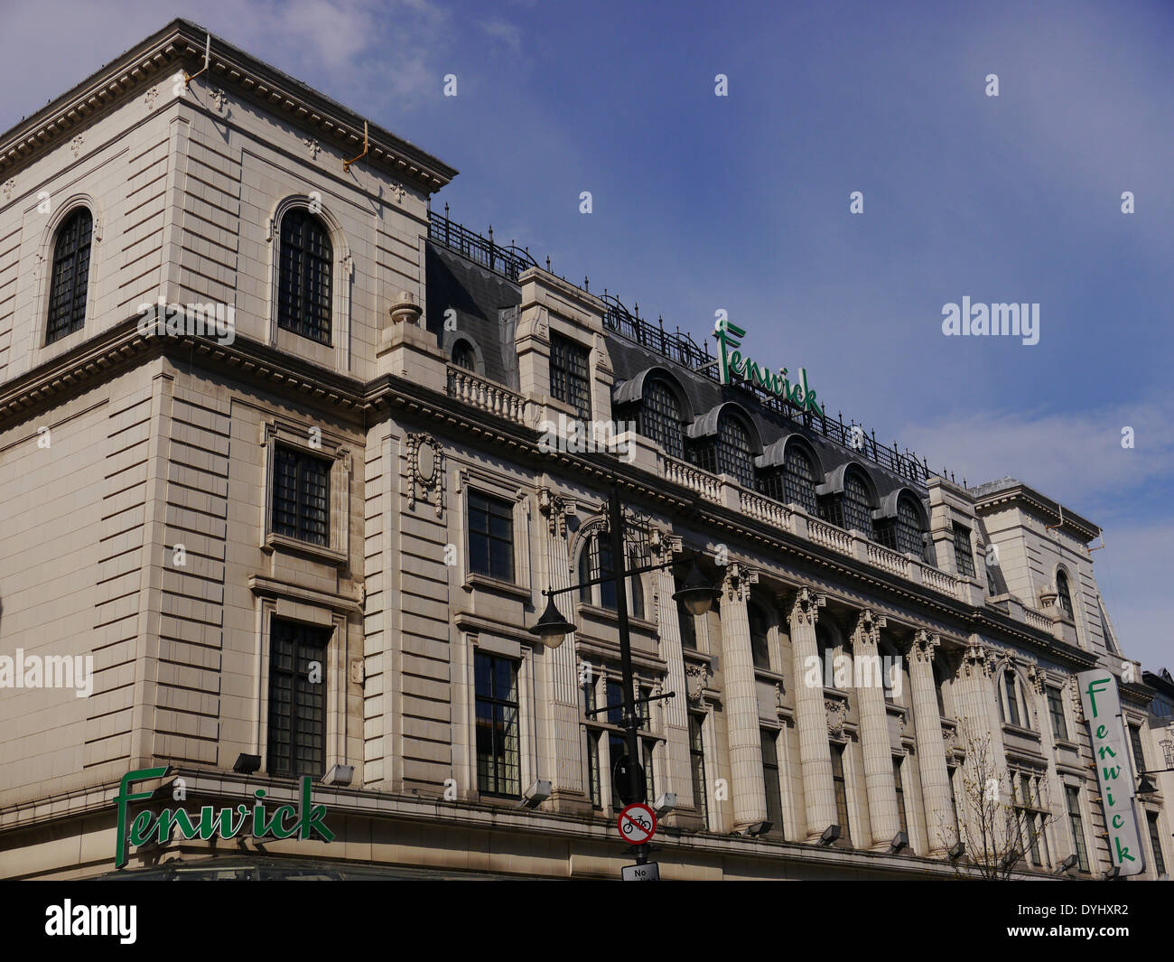 Architettura: costruito le caratteristiche architettoniche di Fenwick shop edificio, Northumberland Street, Newcastle upon Tyne, England, Regno Unito Foto Stock