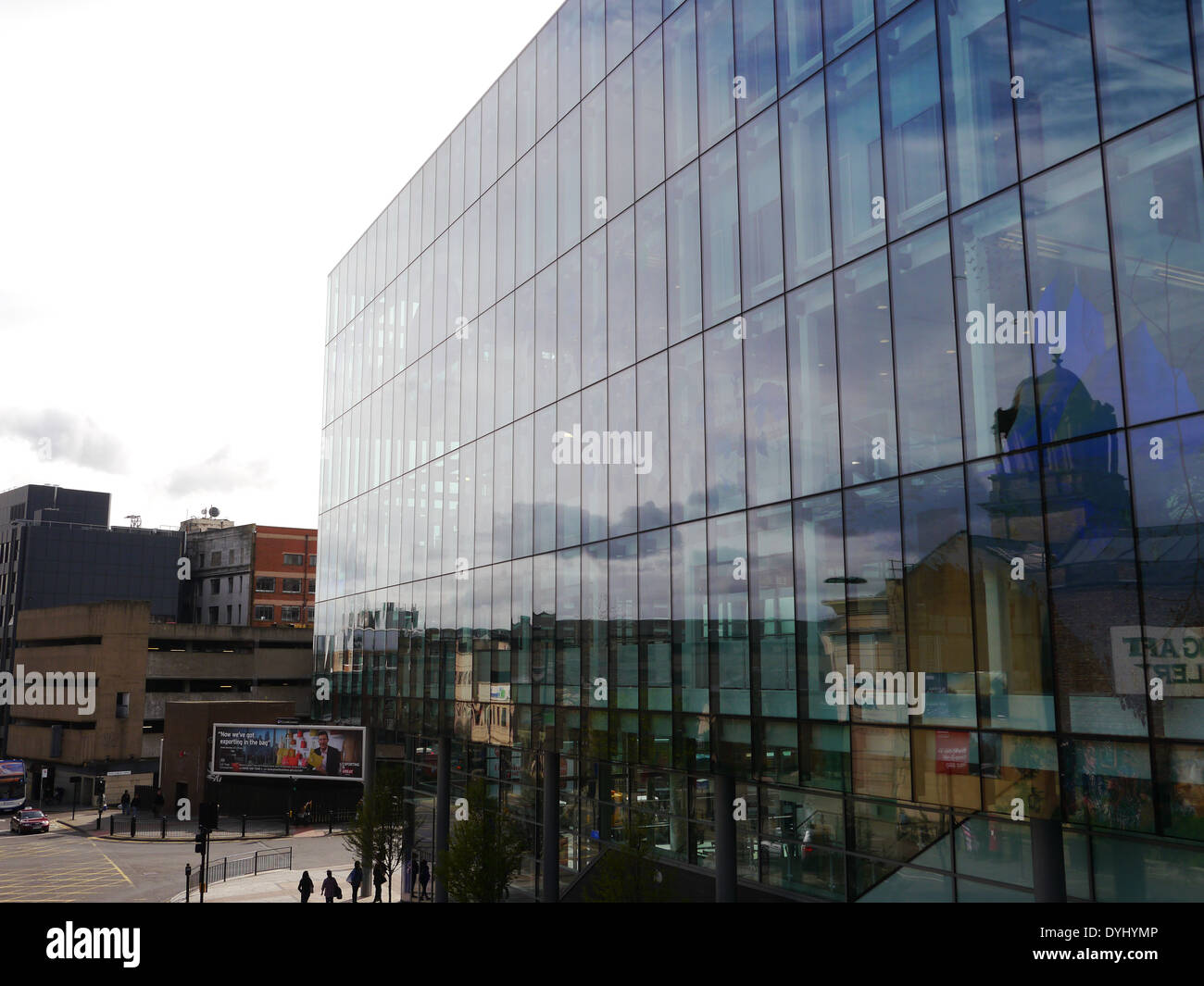 Architettura: le caratteristiche architettoniche della città moderna edificio della biblioteca centrale, Newcastle upon Tyne, England, Regno Unito Foto Stock